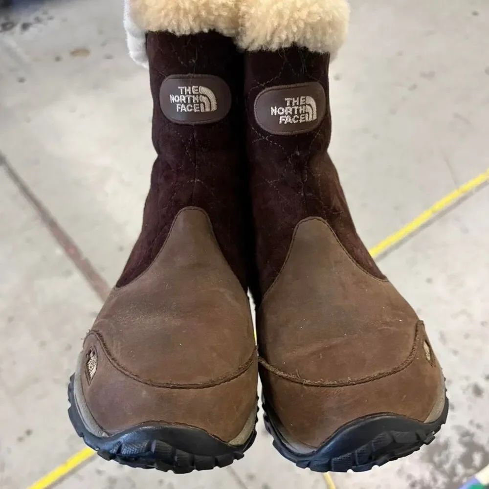 Womens The North Face Waterproof Boots SZ 8.5 - Picture 2 of 3